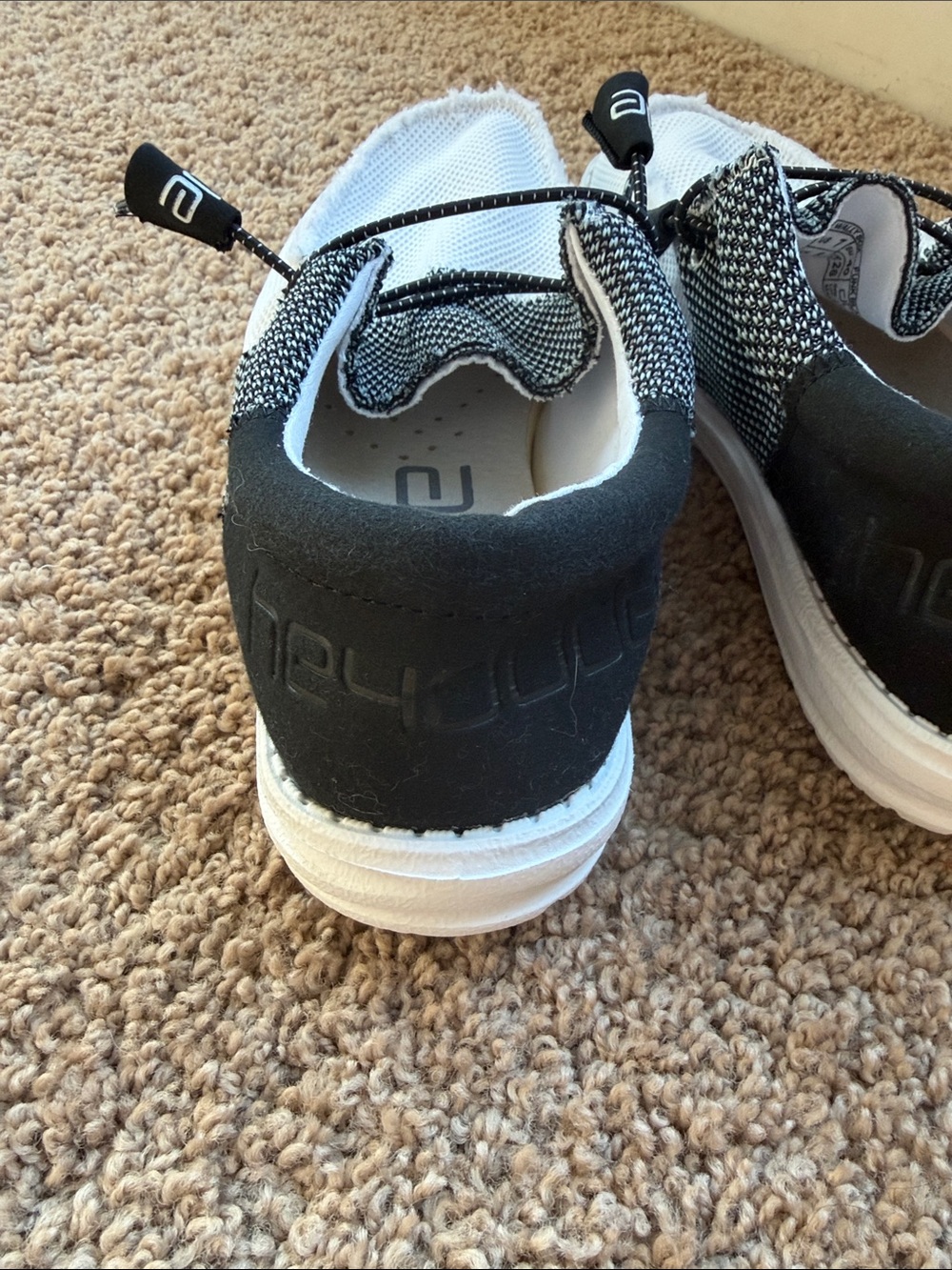 Hey Dude Wally Sox Funk Black Ice White and Black Wally Boat Shoes Size 7 - Picture 4 of 11